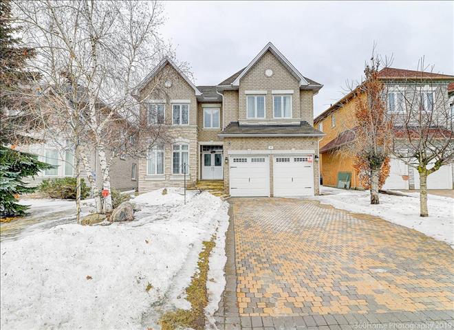 45 Farnham Dr